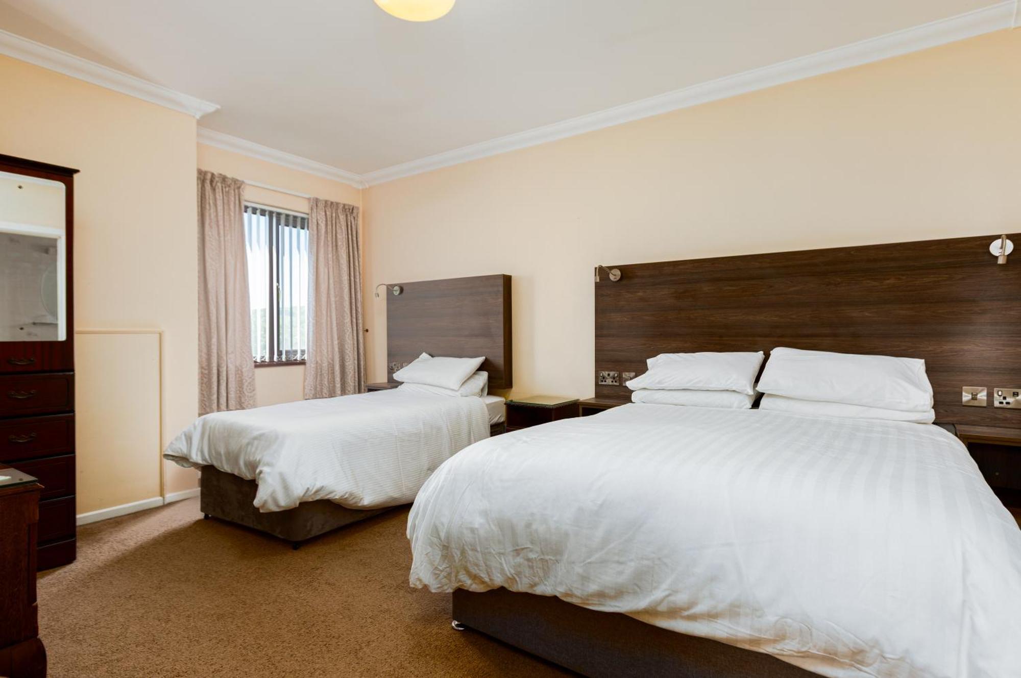 The Derg Arms 3* Castlederg