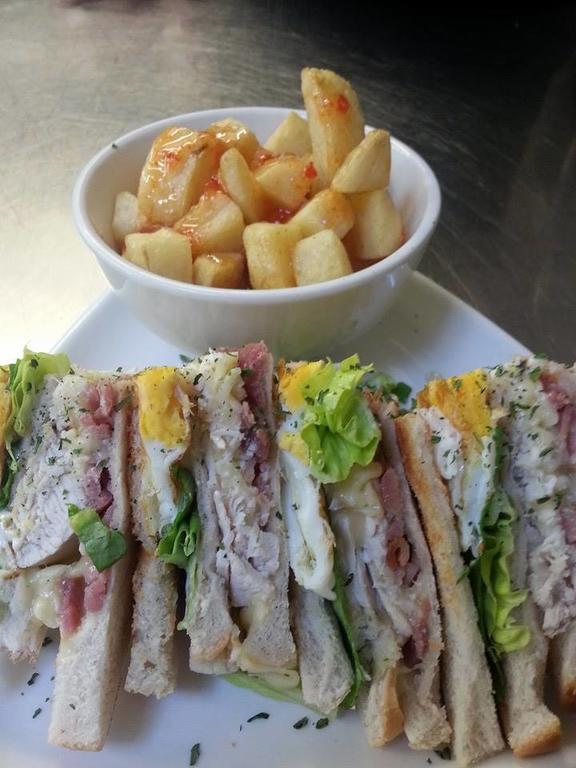 Bed & Breakfast The Derg Arms Castlederg